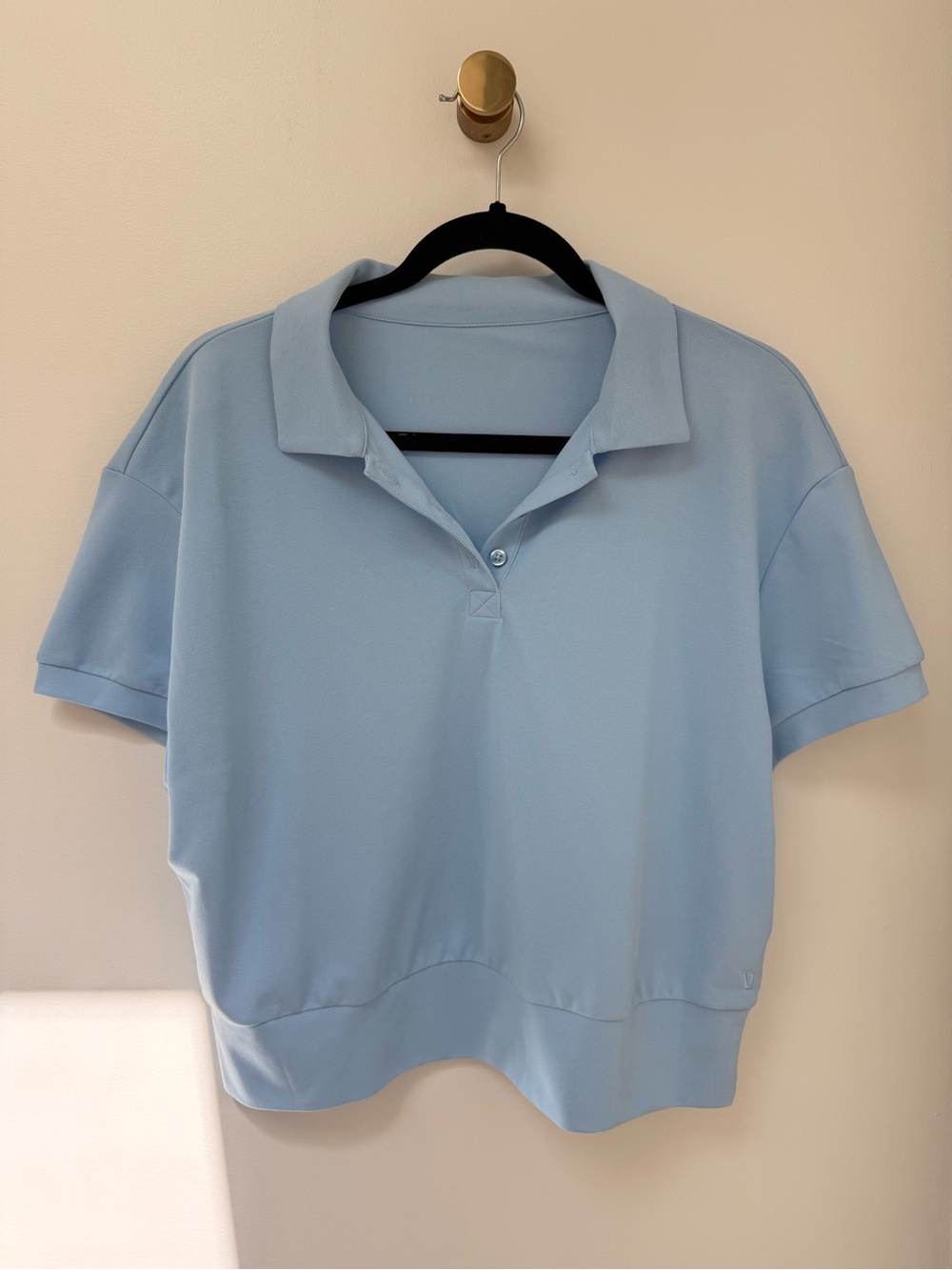 Vuori Women's Polo Crop Polo - Light Blue